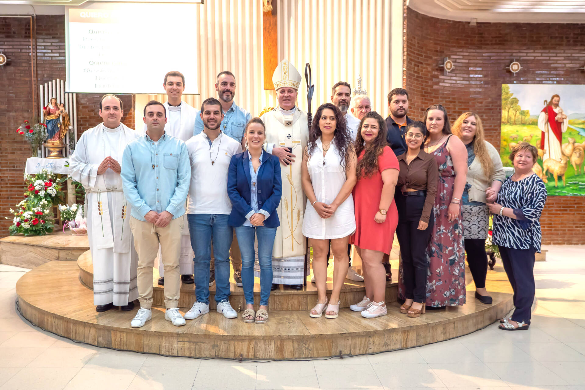 Once jóvenes reciben la confirmación en Miranda de Ebro 12 _1057126