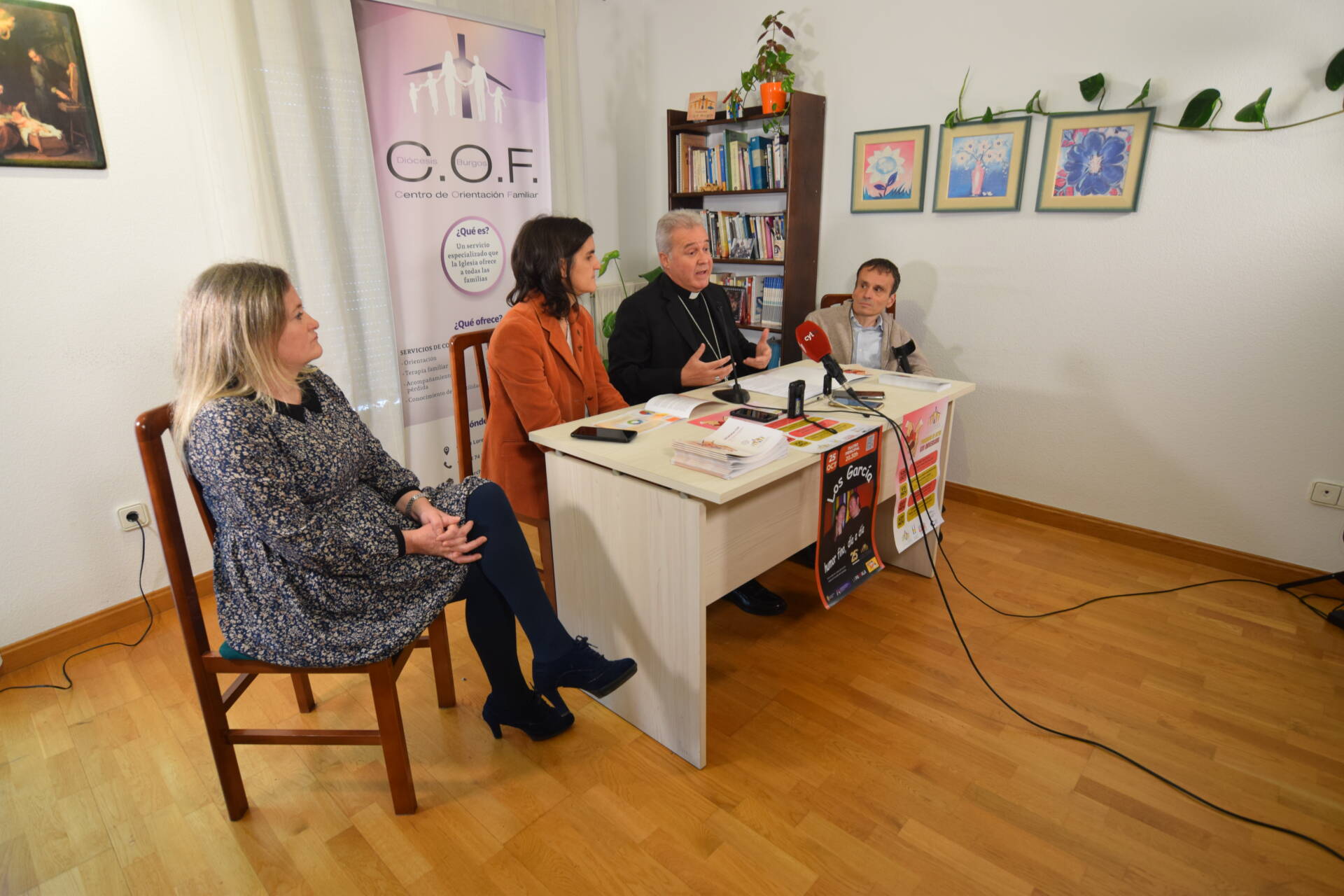 El COF cumple 25 años: un cuarto de siglo «fortaleciendo el amor» y «sanando las heridas» en casi 2.000 familias 1 El COF cumple 25 años: un cuarto de siglo «fortaleciendo el amor» y «sanando las heridas»