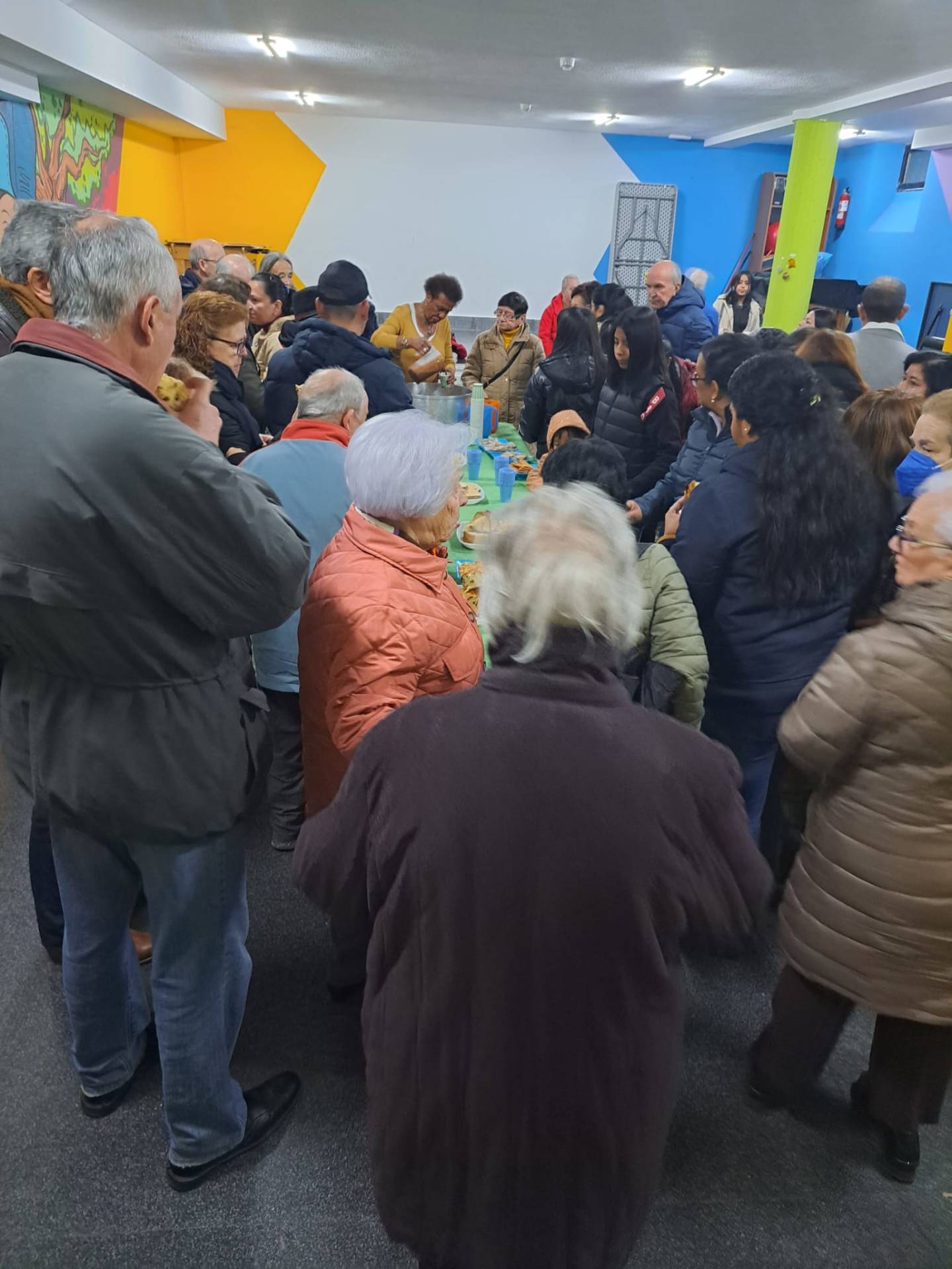 La comunidad latinoamericana celebra la Navidad en La Inmaculada 7 La comunidad latinoamericana celebra la Navidad en La Inmaculada