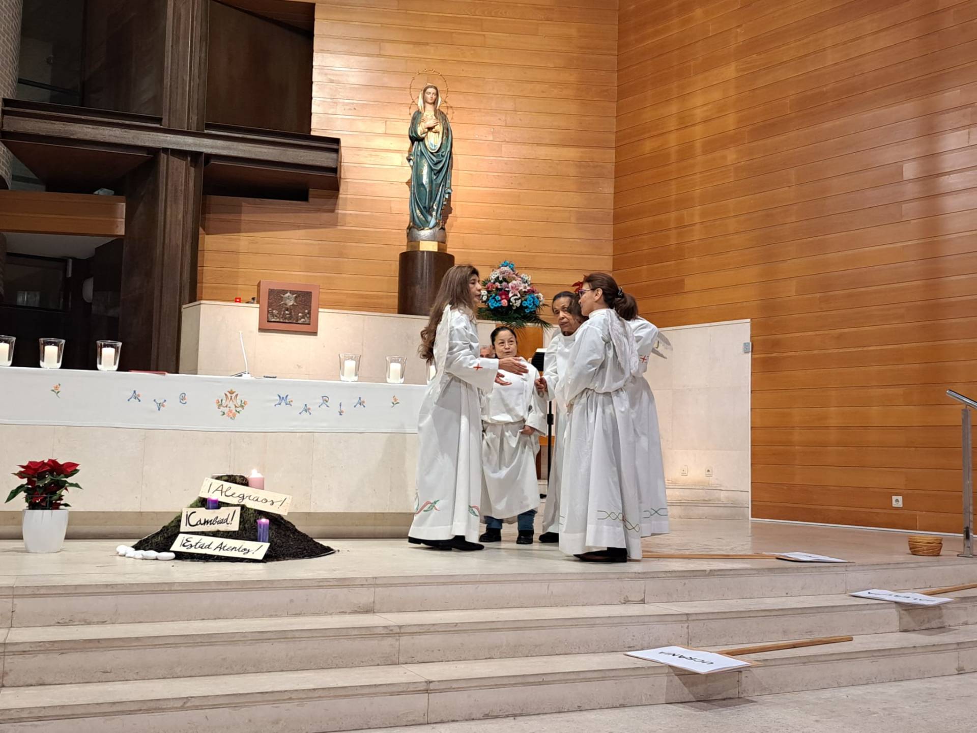 La comunidad latinoamericana celebra la Navidad en La Inmaculada 3 La comunidad latinoamericana celebra la Navidad en La Inmaculada