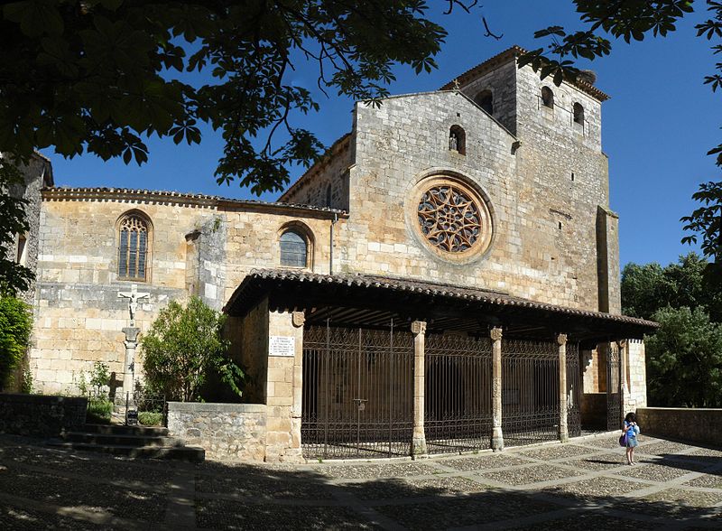 930.000 visitantes de la provincia de Burgos optaron por el turismo religioso en 2024 4 Colegiata Covarrubias