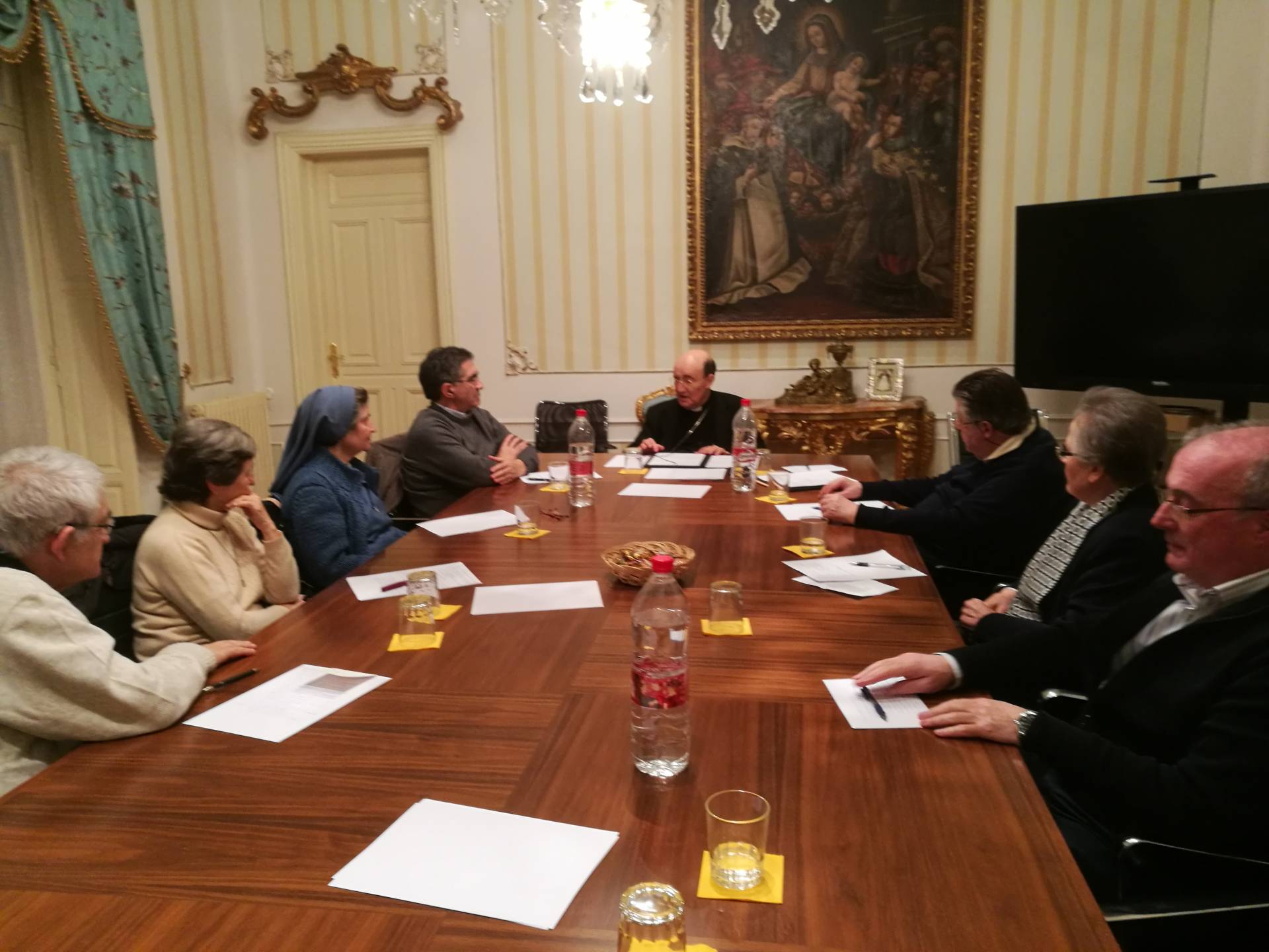 El arzobispo se reúne con la Junta de Confer tras haber visitado 70 comunidades de vida activa 2 Confer 2