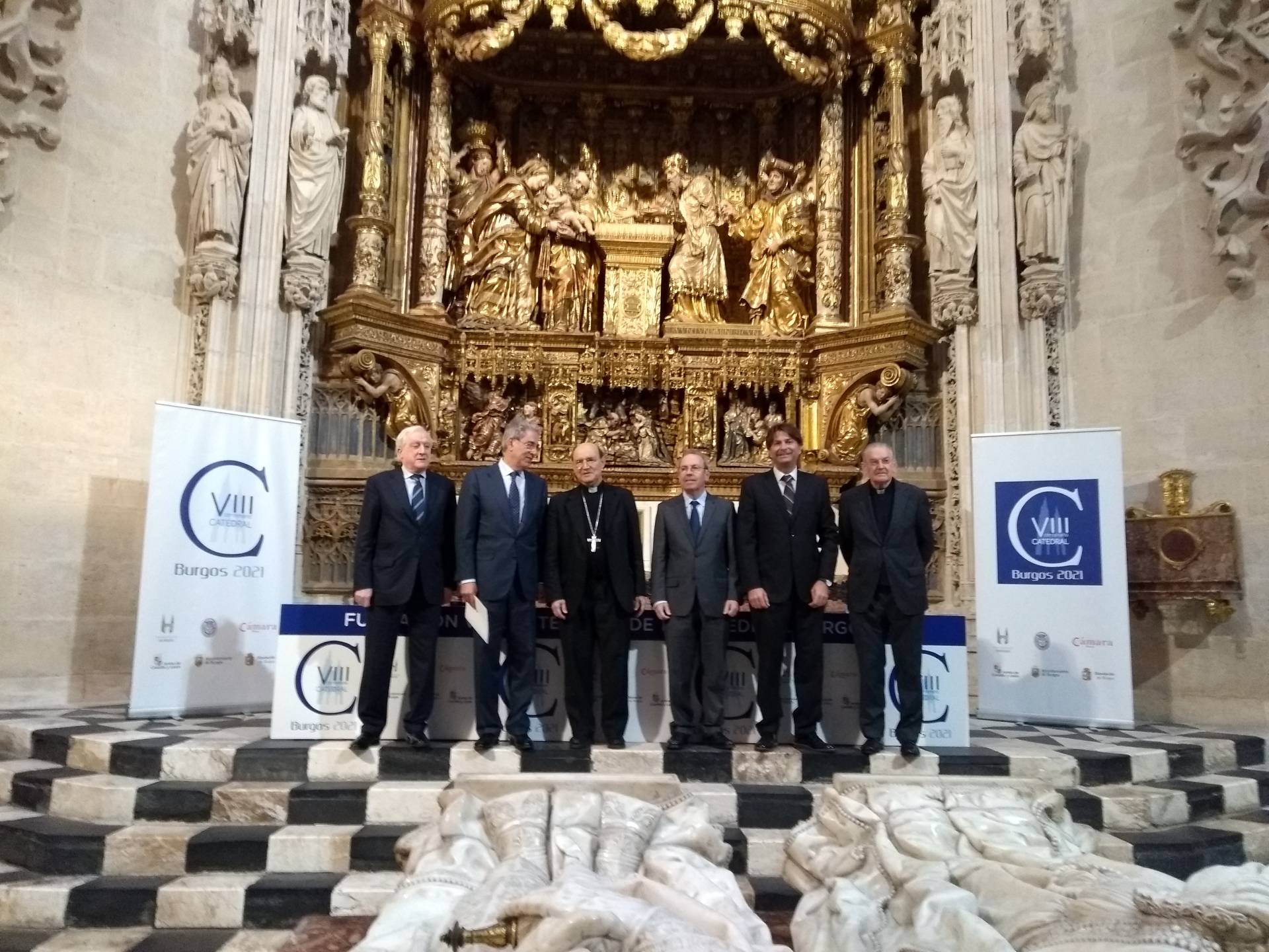 Tres empresas de comunicación más se comprometen a difundir las actividades del VIII Centenario de la Catedral 6 Convenio fundacion1
