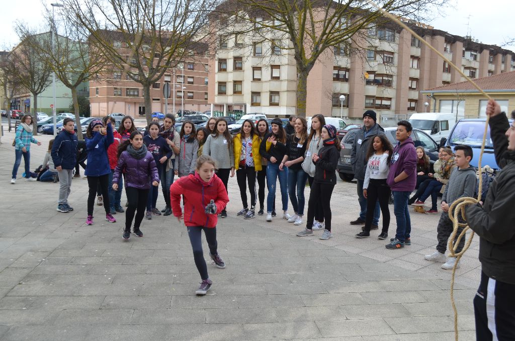 Una jornada para que los adolescentes descubran las obras de misericordia 7 DSC_0166.jpg