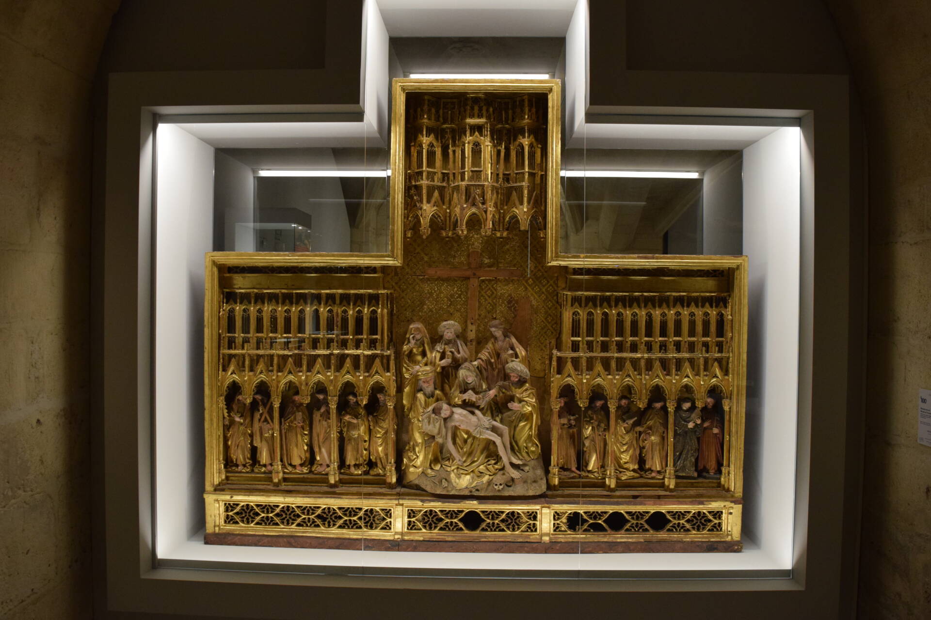 La Catedral de Burgos es ya «Lux» de esperanza 3 edades del hombre catedral obras