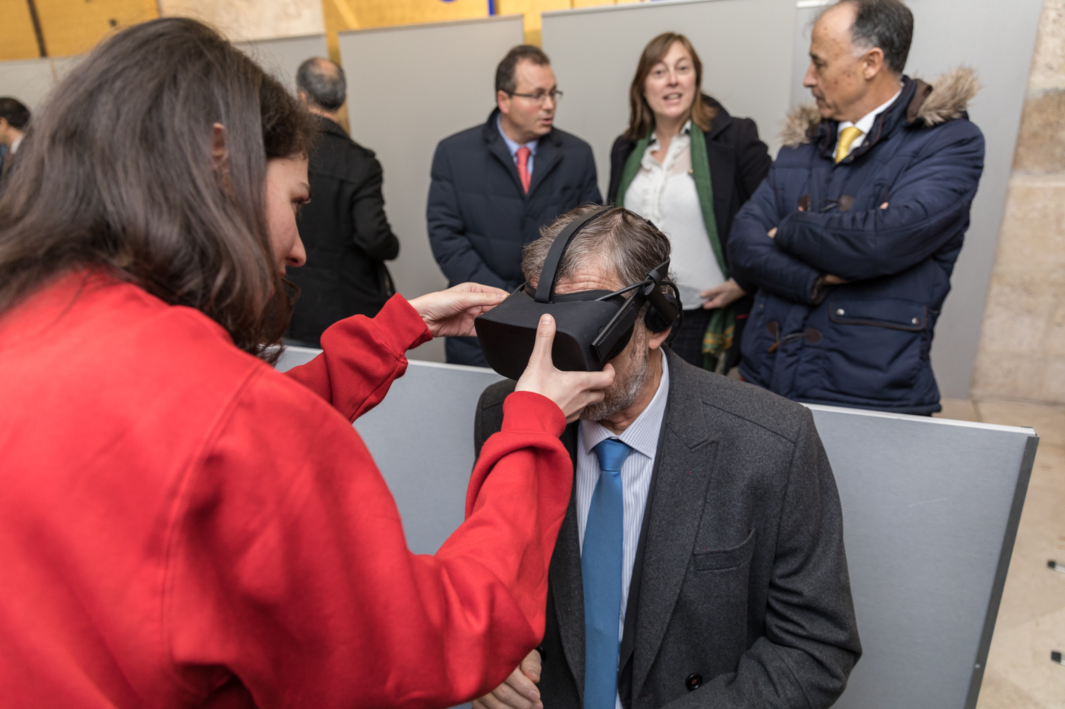 La Universidad de Burgos muestra en la Catedral un belén en realidad virtual 4 I50A1088