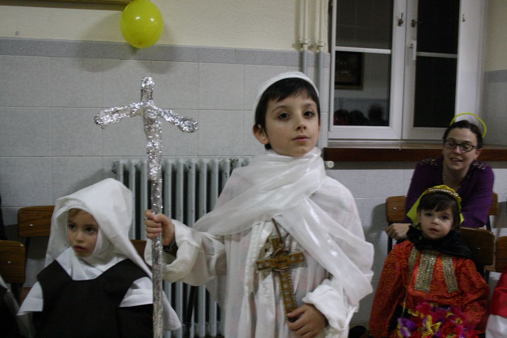Catequesis de disfraces para celebrar la santidad 12 IMG_1093.jpg