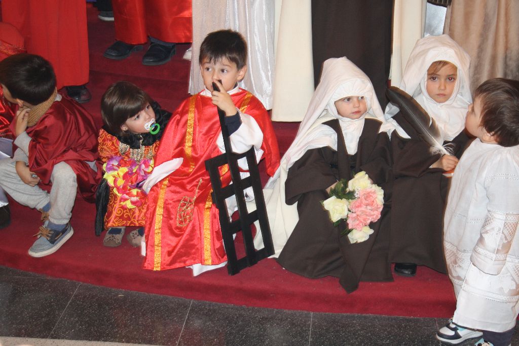 Catequesis de disfraces para celebrar la santidad 2 IMG_1212.jpg