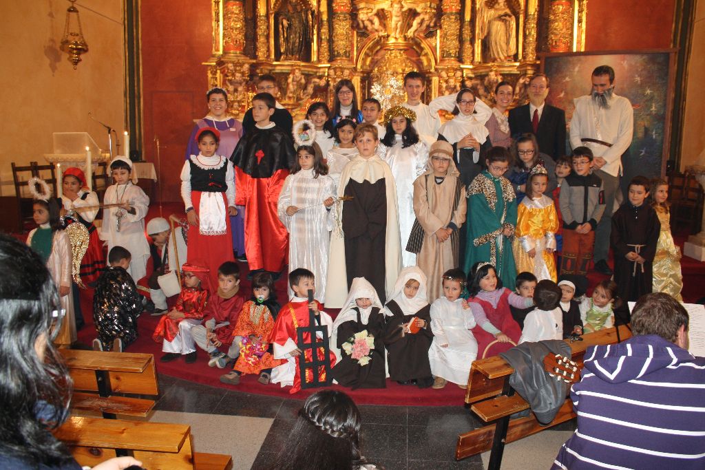Catequesis de disfraces para celebrar la santidad 23 IMG_1215.jpg