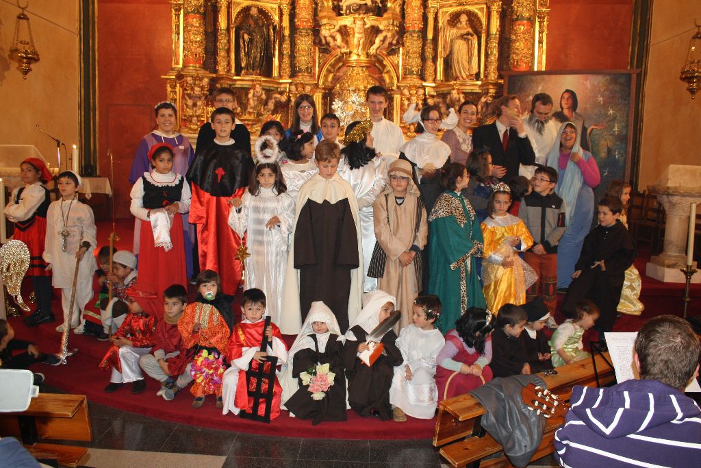 Catequesis de disfraces para celebrar la santidad 1 IMG_1217.jpg