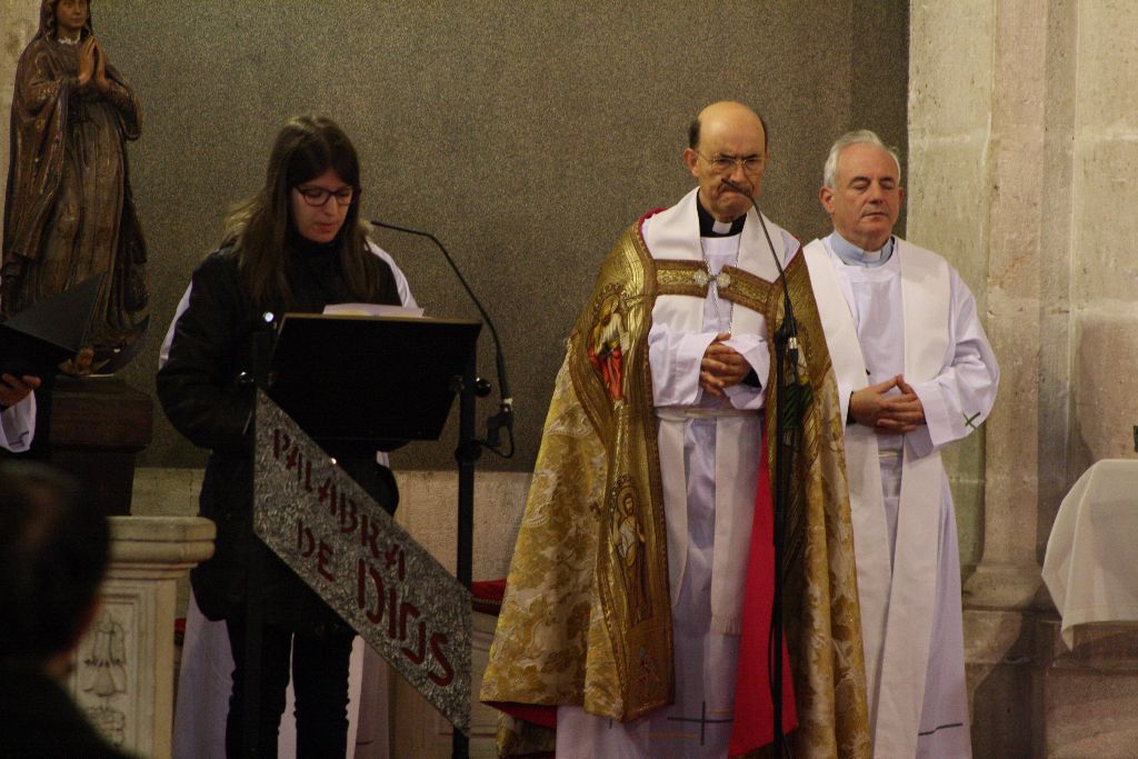 El arzobispo pide a los burgaleses «irradiar Navidad» en estos días de fiesta 2 IMG_2808.jpg