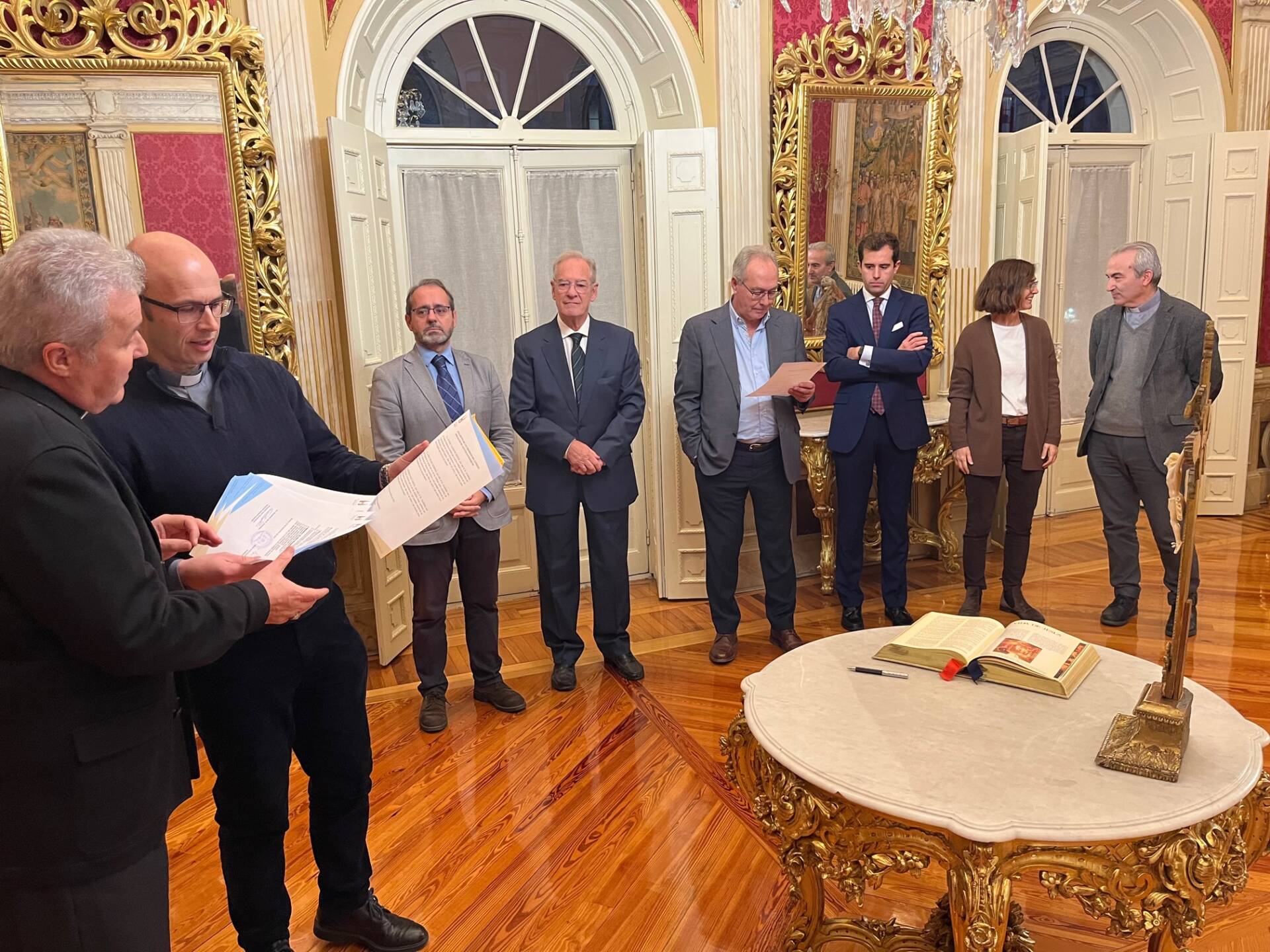 Nuevos miembros para el consejo diocesano de asuntos económicos 7 IMG_3594