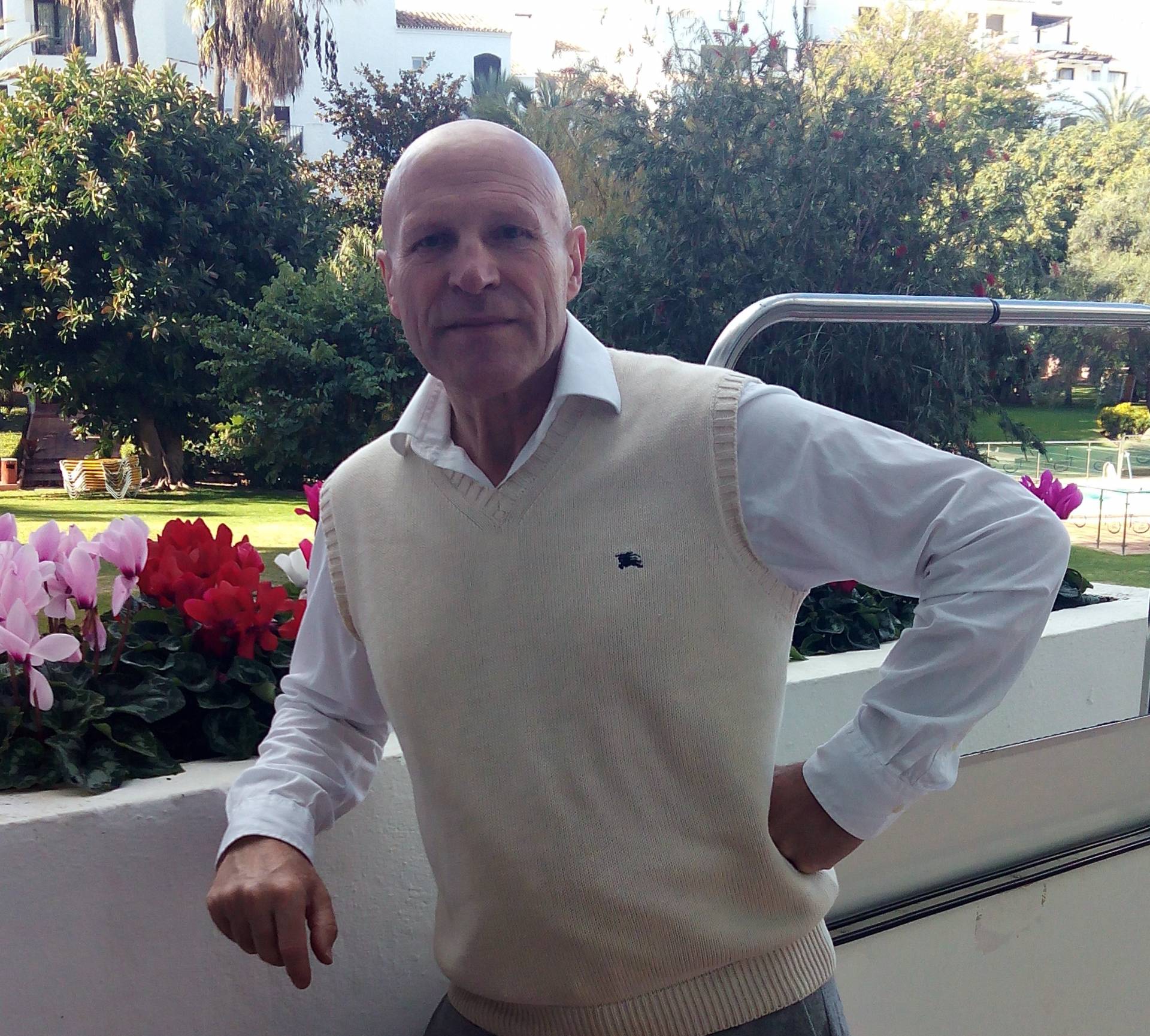 «La soledad es la peor enfermedad y está en nuestra mano combatirla» 1 JUANJO 2