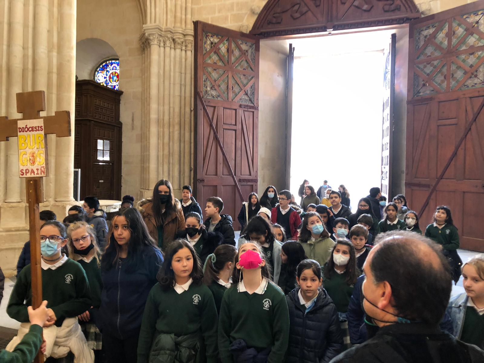 Alumnos del Centro Jesús Reparador participan en el Jubileo de la Catedral 4 JesusReparador4