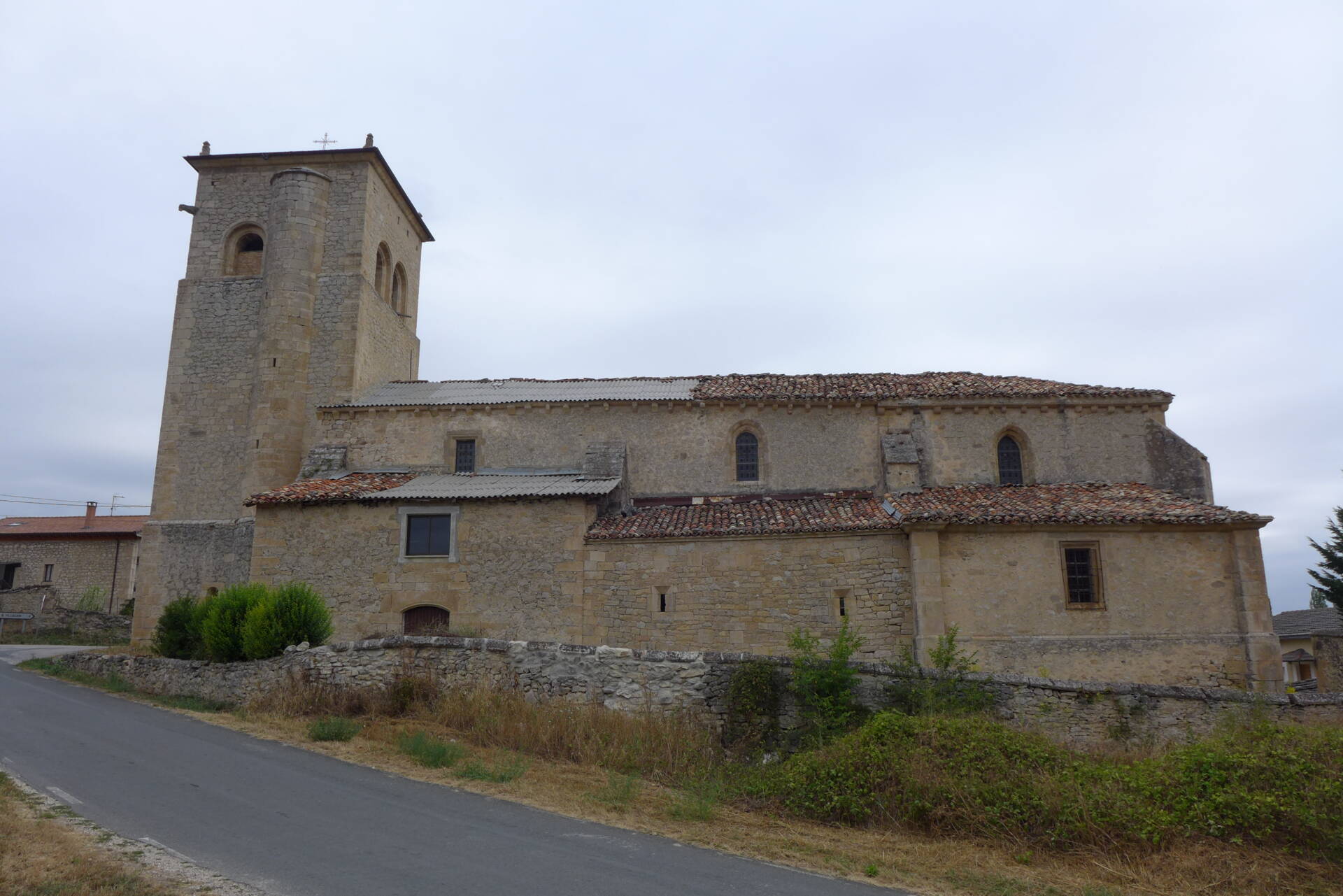 Numerosos templos habitualmente no visitables abren sus puertas al turismo este verano 3 L1130394