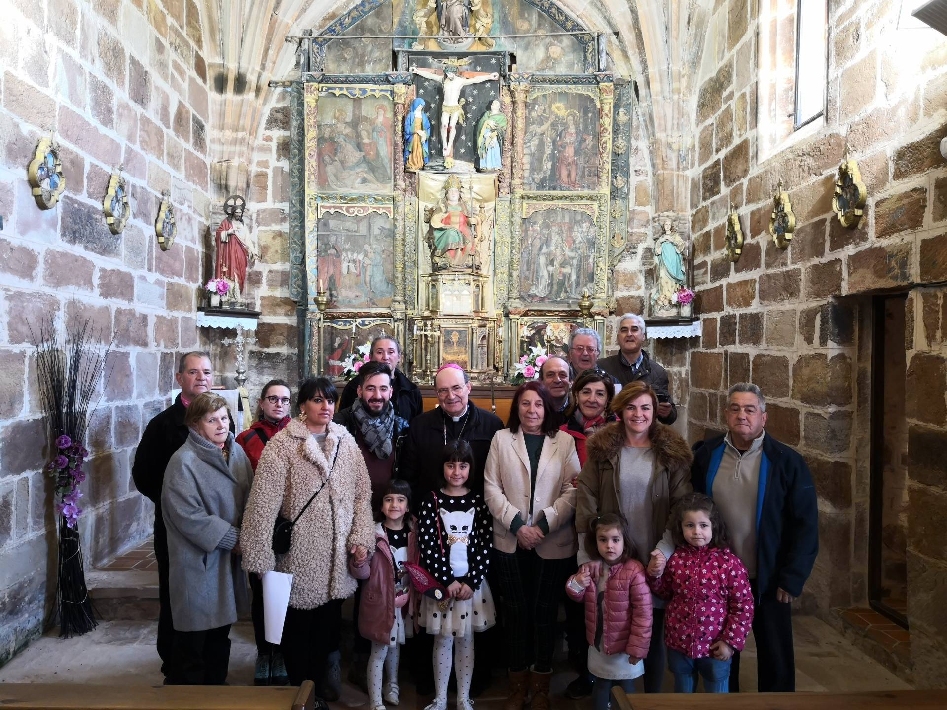 El arzobispo visita la Unidad Pastoral de Cardeñadijo 6 Mazueco
