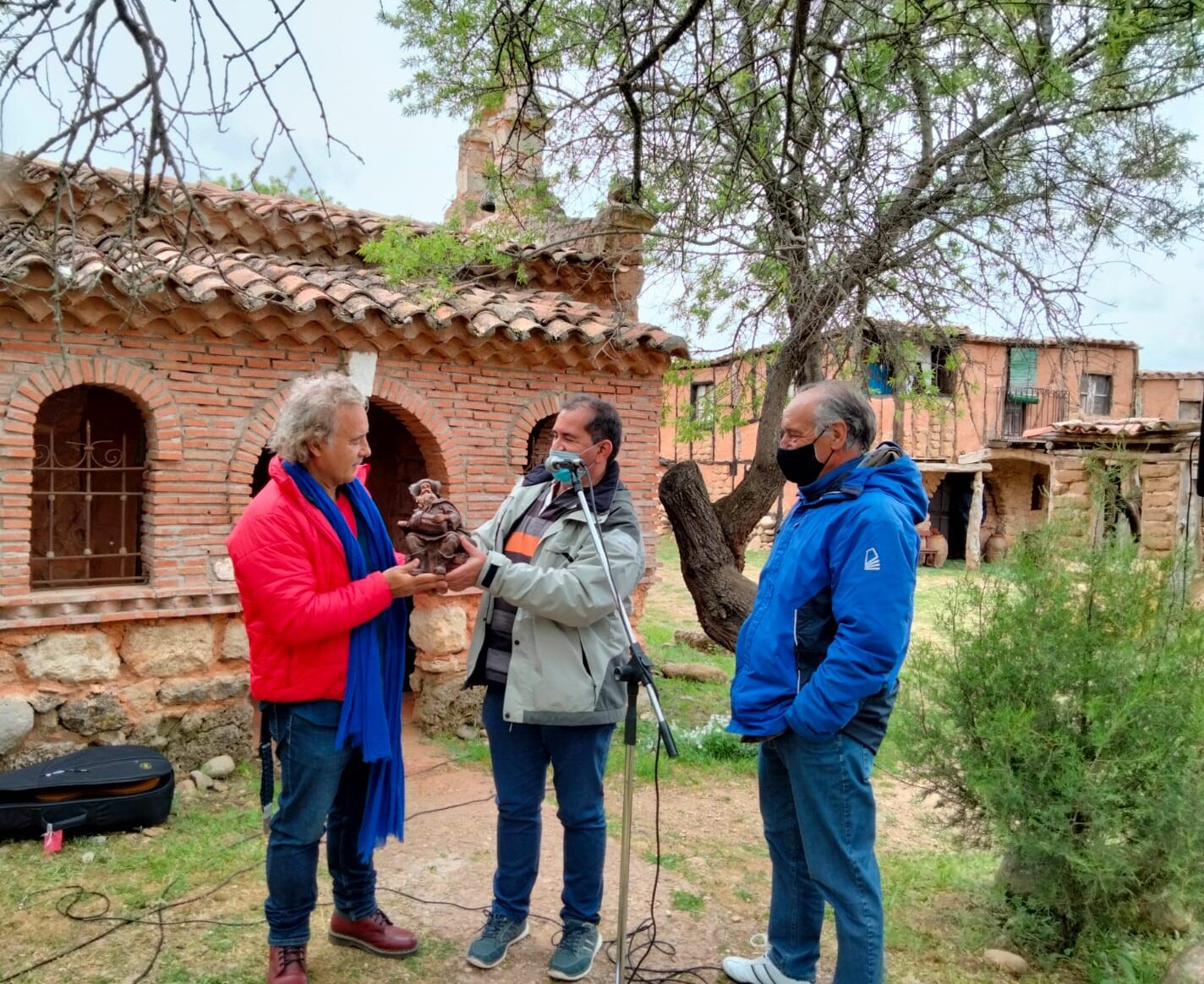 El cantautor Migueli recorre la diócesis con un homenaje a la Catedral 1 Migueli Arlanza 1