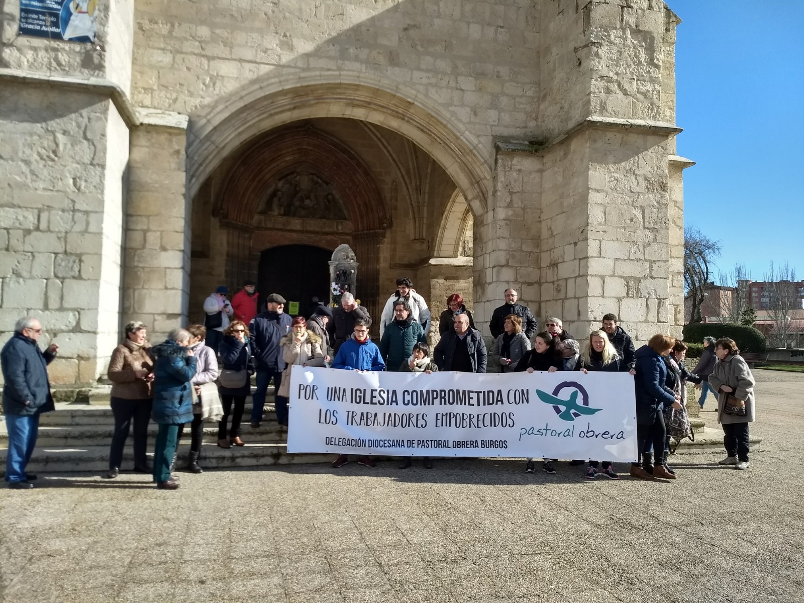 «Todas las personas deben vivir dignamente, se tenga trabajo o no» 6 Pastoral Obrera 7