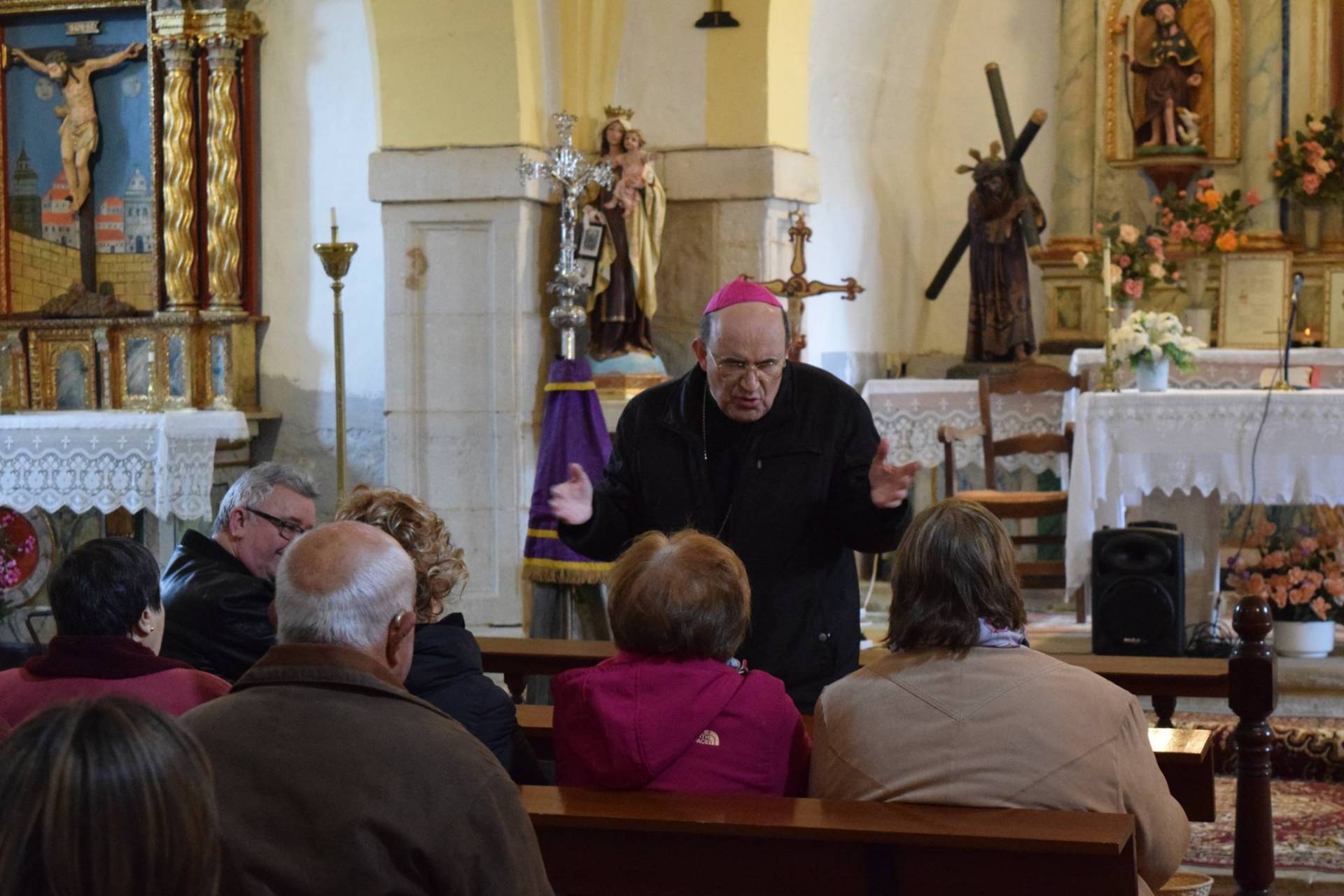 Concluye la visita del arzobispo a la Unidad de Villarcayo 2 Villarcayo 07 15