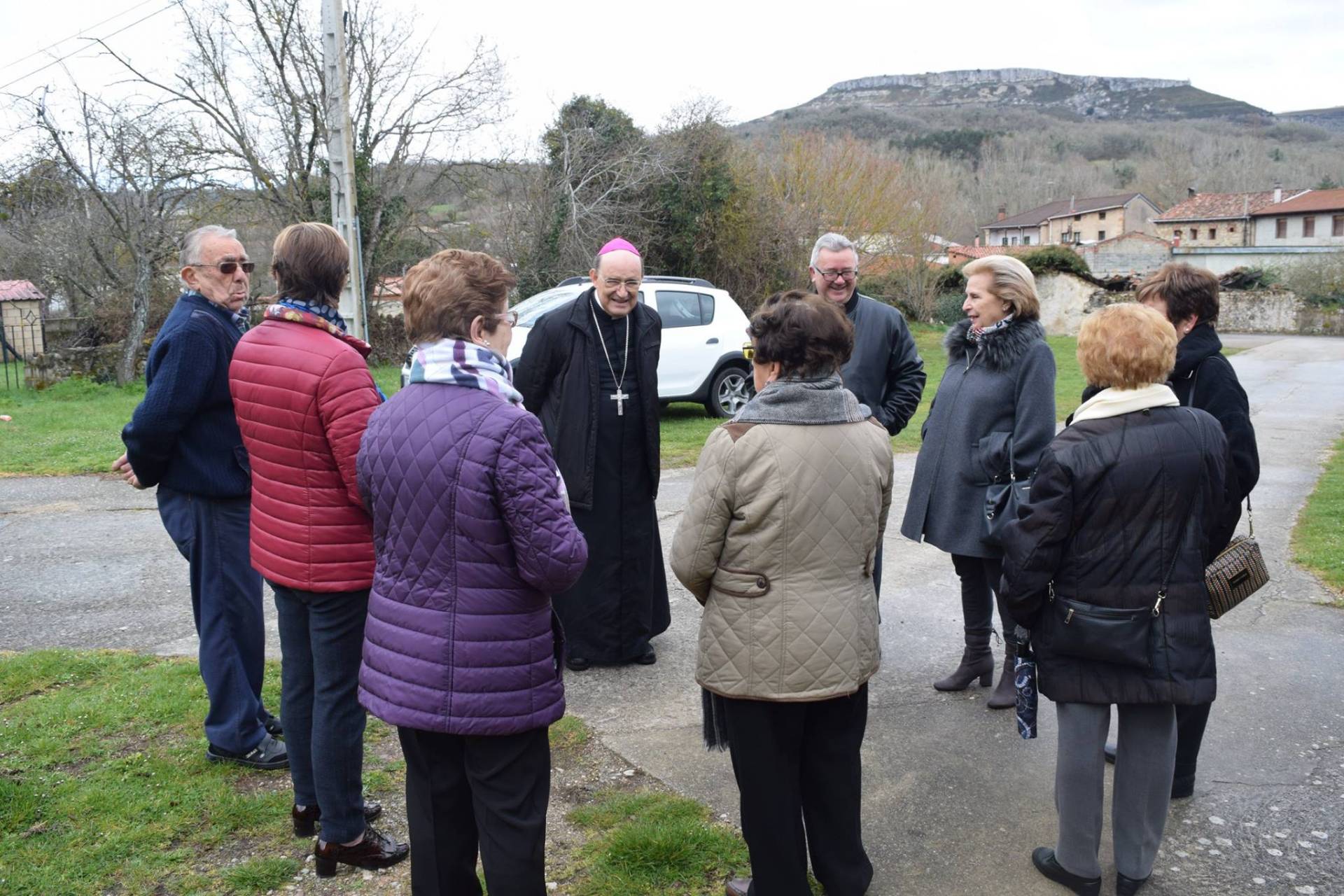 Concluye la visita del arzobispo a la Unidad de Villarcayo 12 Villarcayo 07 2