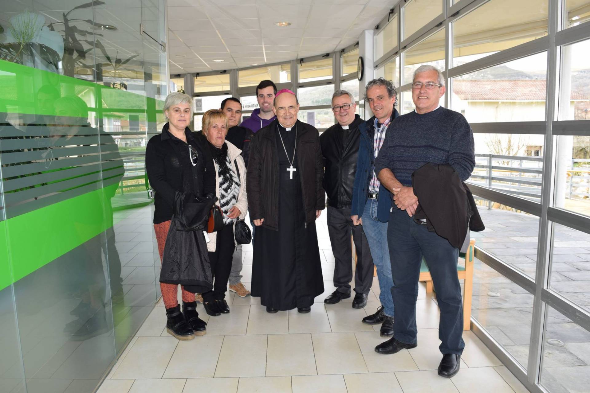 Concluye la visita del arzobispo a la Unidad de Villarcayo 10 Villarcayo 07 5