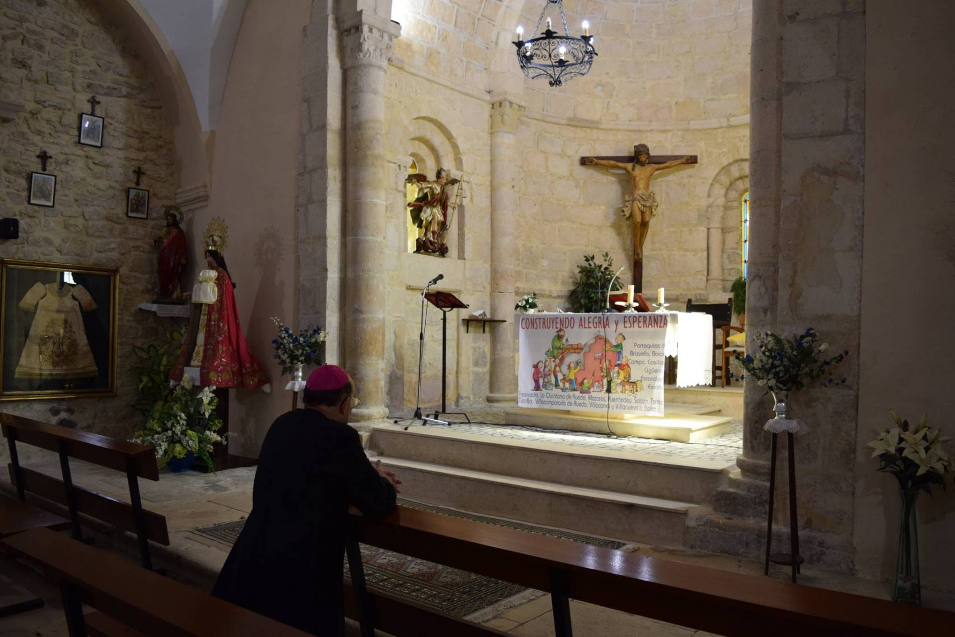 El arzobispo visita la unidad de atención pastoral de Villarcayo 9 Villarcayo 14