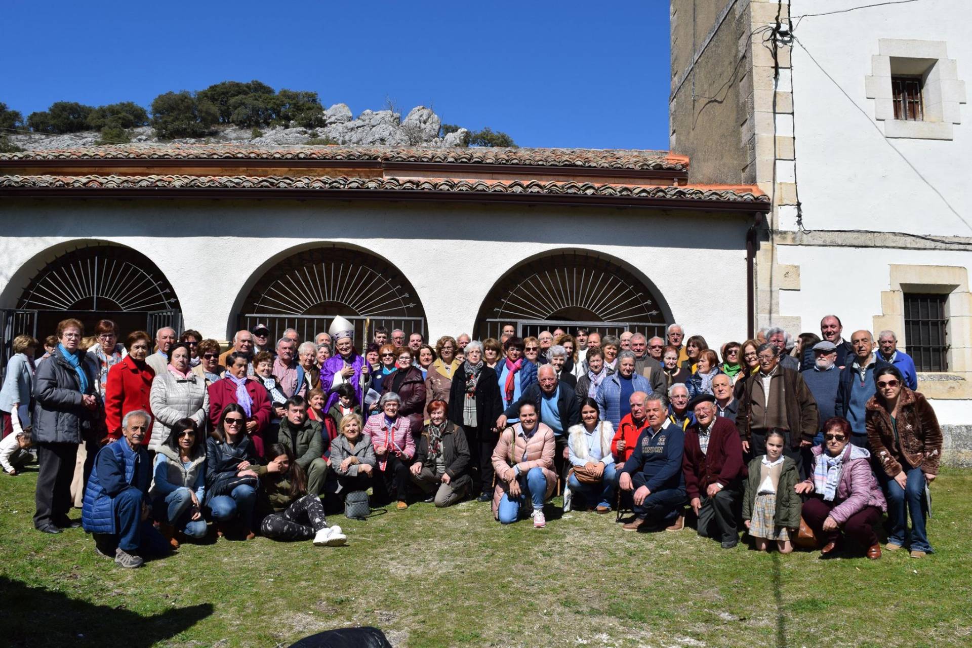 El arzobispo visita la unidad de atención pastoral de Villarcayo 10 Villarcayo 15