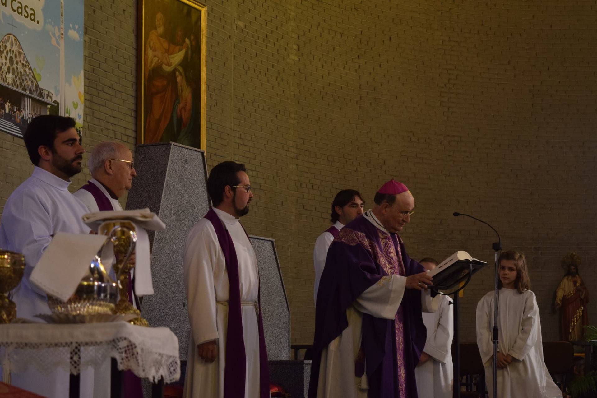 El arzobispo visita la unidad de atención pastoral de Villarcayo 11 Villarcayo 21