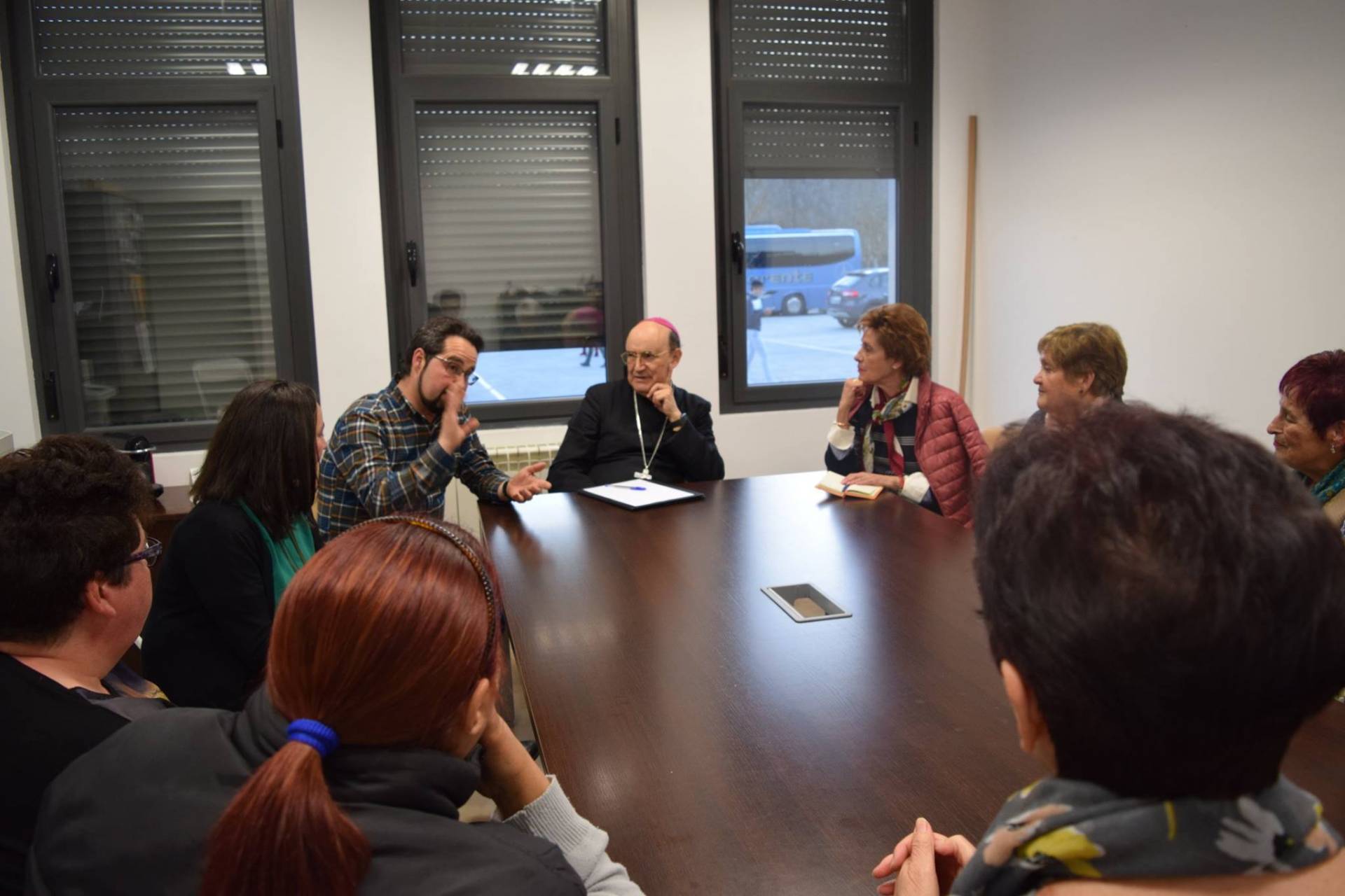 El arzobispo visita la unidad de atención pastoral de Villarcayo 6 Villarcayo 7