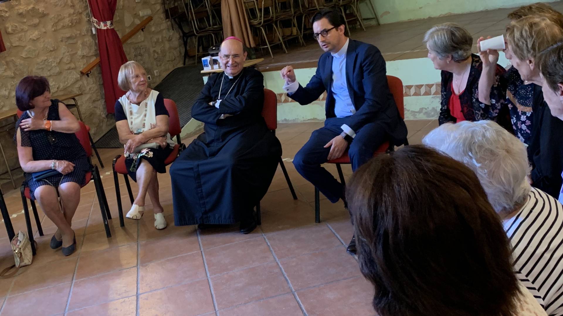 El arzobispo visita la Unidad Pastoral Valle de Sedano 2 Visita pastoral Sedano 3
