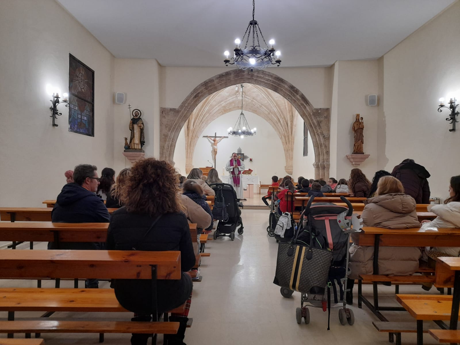 La parroquia arandina de Santo Domingo de Guzmán estrena su nueva capilla 1 Santo Domingo de Guzmán 4
