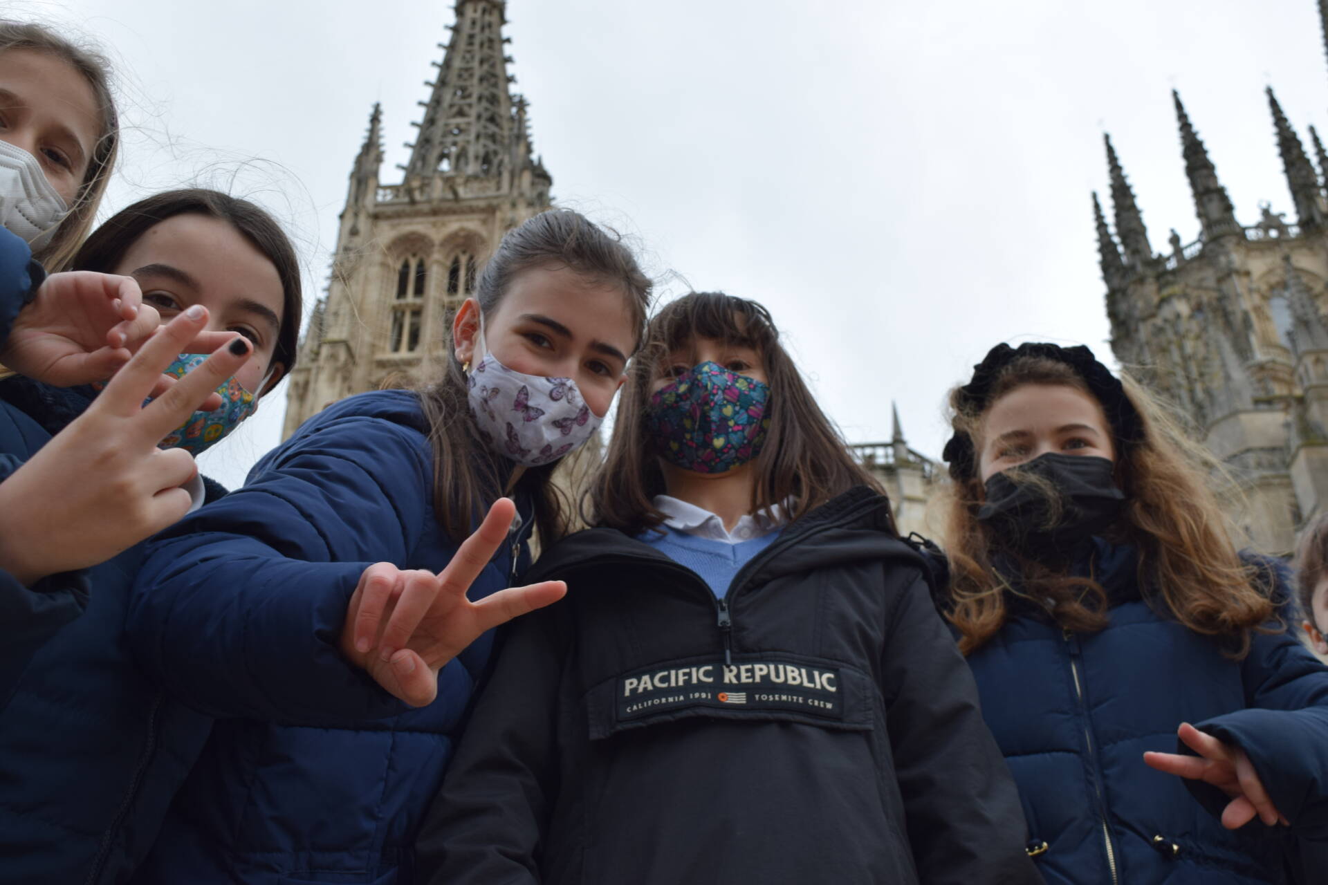 Abrazar la Catedral y construir un futuro mejor 4 abrazar la catedral escuelas católicas