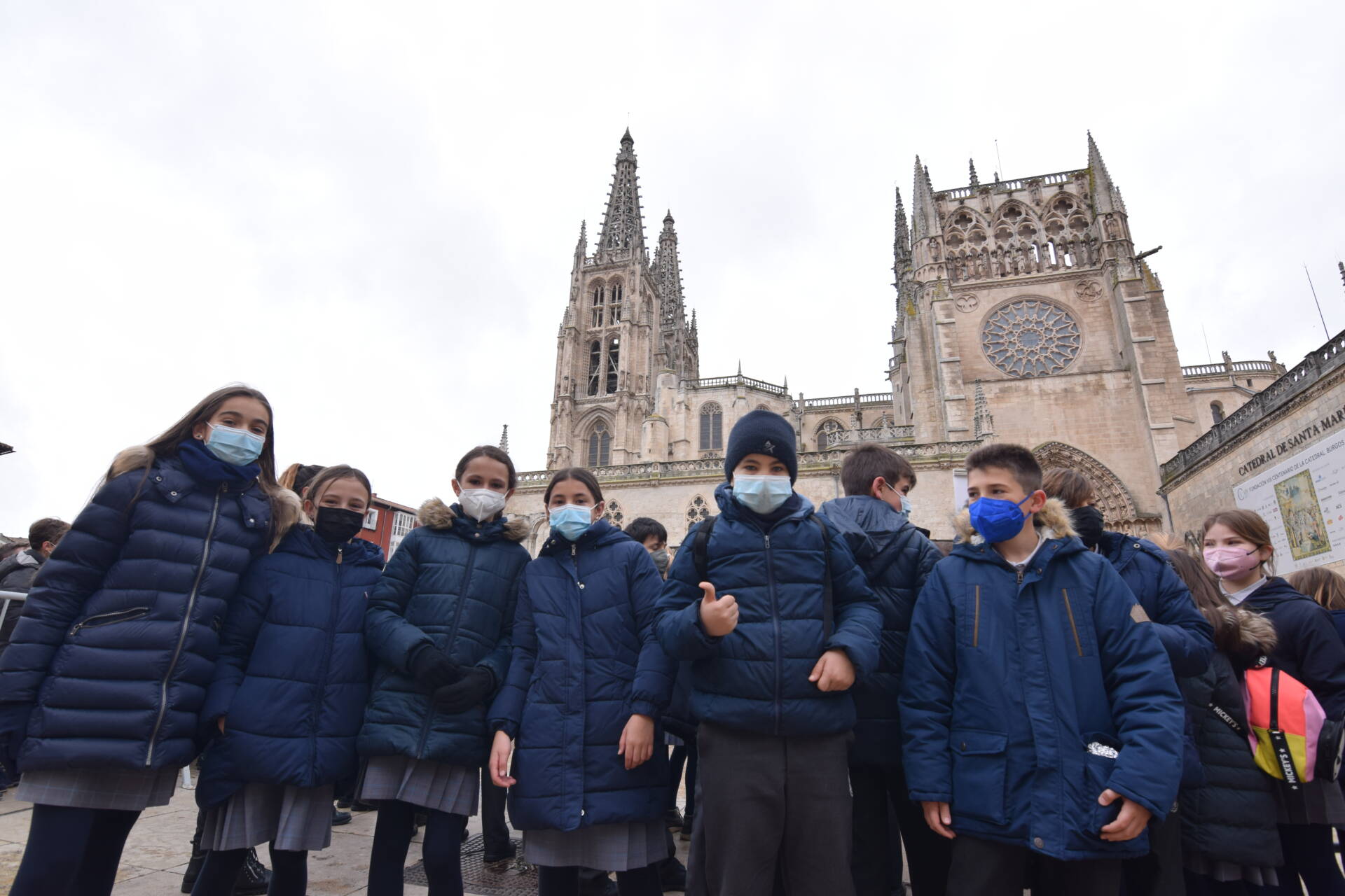 Abrazar la Catedral y construir un futuro mejor 5 abrazar la catedral escuelas católicas