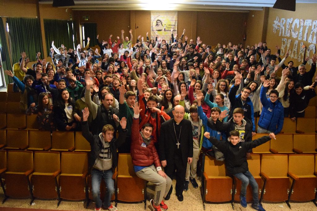 Adolescentes que «viven sus sueños» 7 adolescentes8.jpg