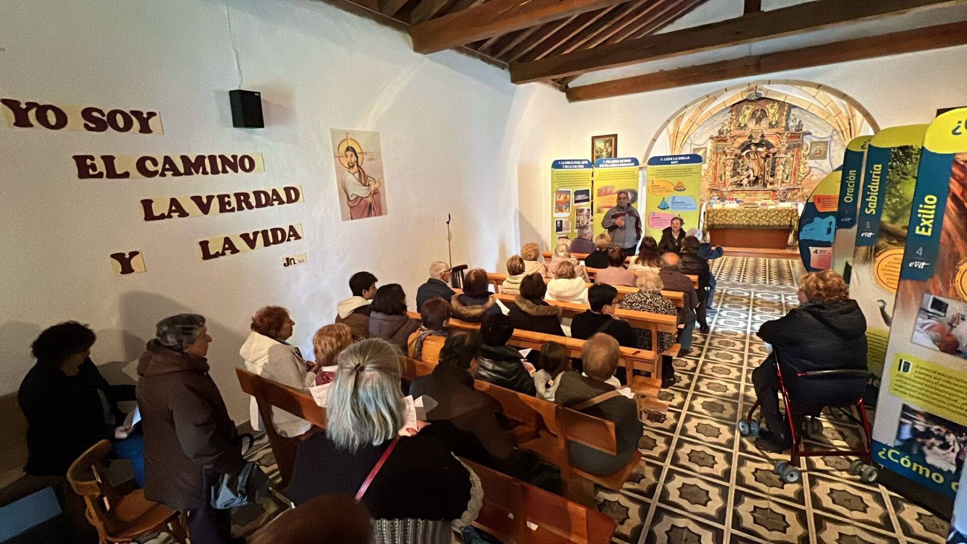 El arciprestazgo de La Sierra organiza una exposición sobre la Biblia 1 El arciprestazgo de La Sierra organiza una exposición sobre la Biblia