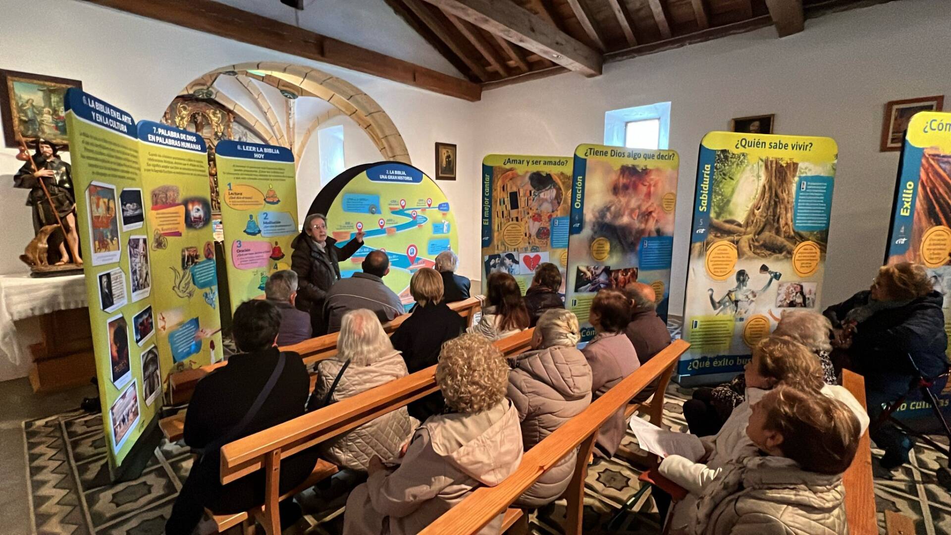 El arciprestazgo de La Sierra organiza una exposición sobre la Biblia 2 El arciprestazgo de La Sierra organiza una exposición sobre la Biblia