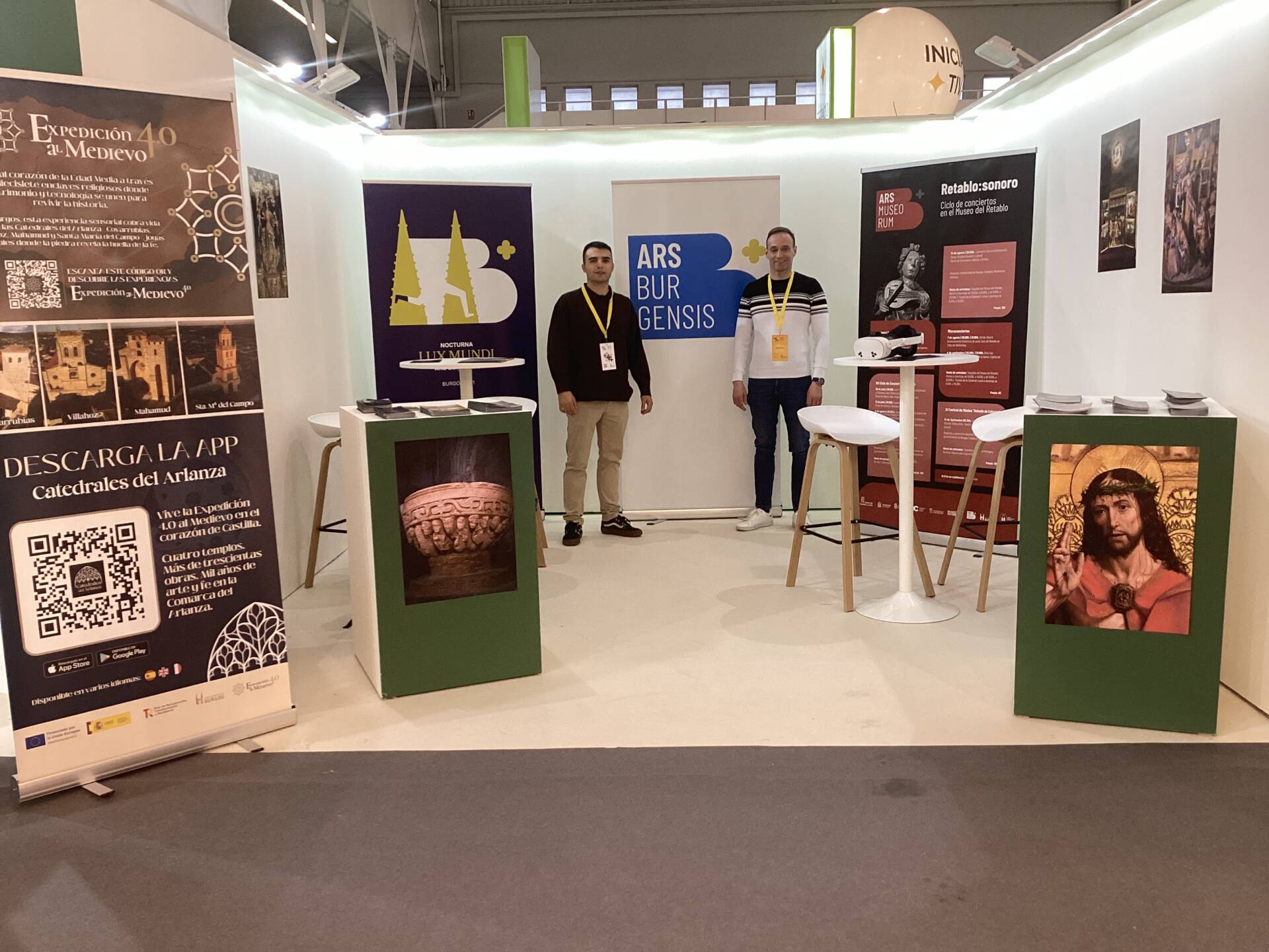 Mar Sancho, viceconsejera de Cultura y Turismo de la Junta de Castilla y León, reconoce la labor de Ars Burgensis en la Feria AR-PA 1 ars-burgensis-mar-sancho-cultura-castila-león-ar-pa_01