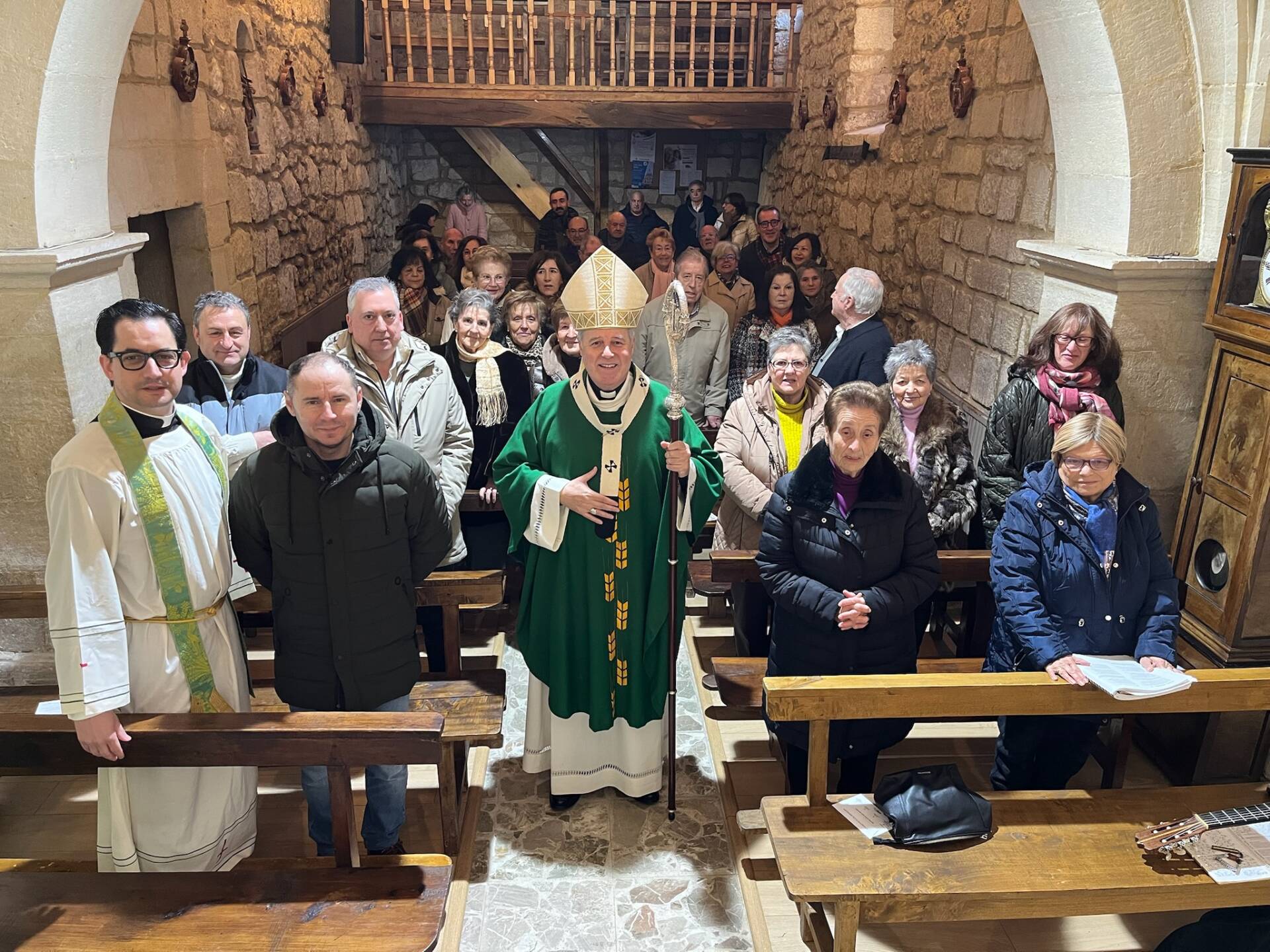 El arzobispo visita las unidades pastorales de Sedano y La Vega-Mercedes 19 arzobispo-visita-sedano-la-vega-mercedes_00018