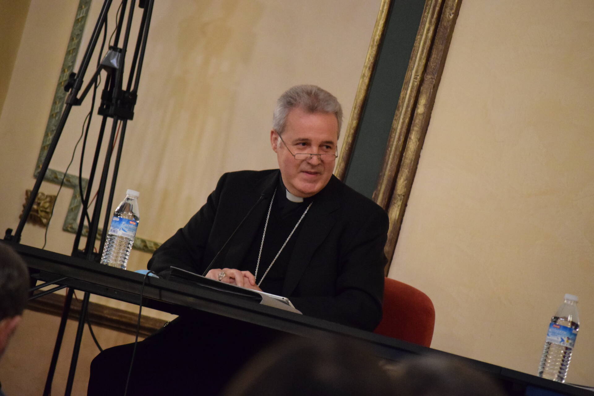Por una presencia más significativa de la Iglesia en la sociedad 1 asamblea diocesana Iglesia sociedad