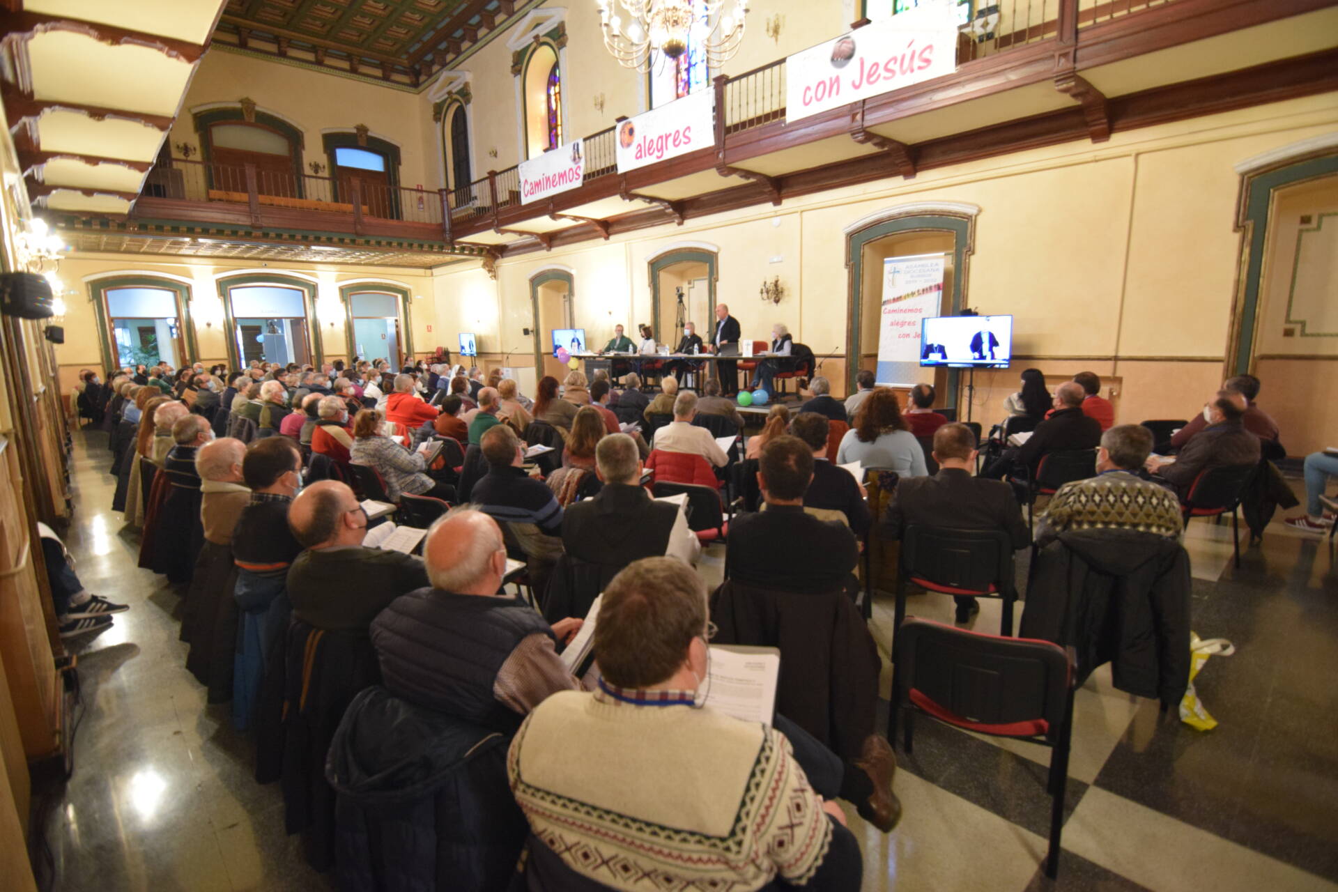 Por una organización eclesial al servicio del evangelio y la sociedad 4 Asamblea Diocesana