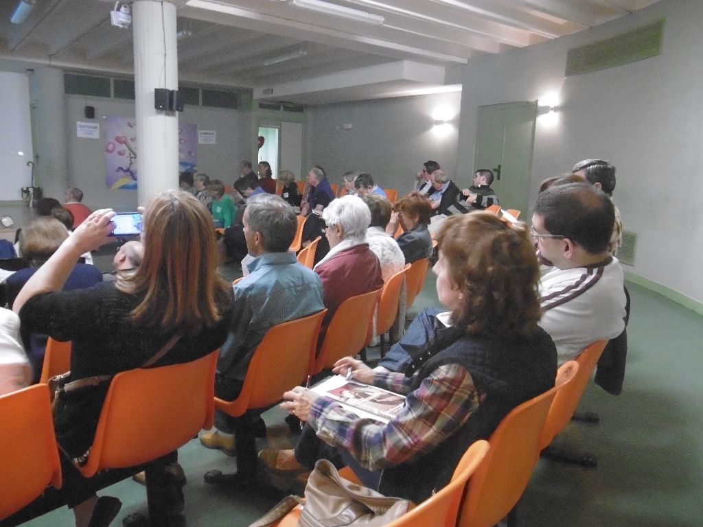 El arciprestazgo de Gamonal comienza a dar pasos a la luz del plan diocesano de pastoral 2 asamblea-gamonal-2.jpg