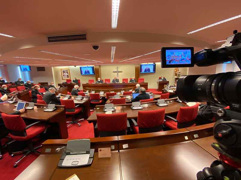 D. Mario Iceta participa en su primera Asamblea Plenaria como arzobispo de Burgos 1 asamblea plenaria arzobispo don mario