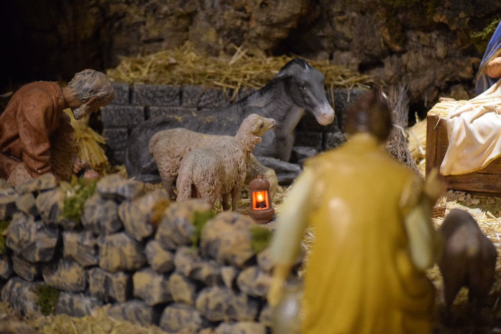 Arte para plasmar el nacimiento del Niño Dios. Así es el belén de la Fundación Caja Círculo 3 belen-burgos-caja-circulo14.jpg