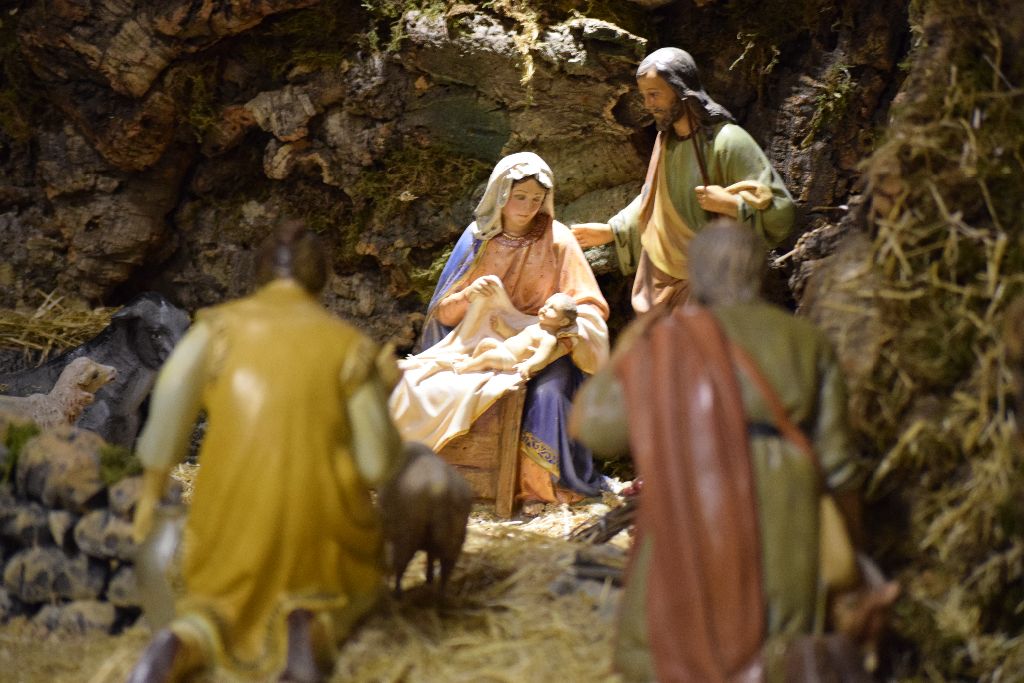 Arte para plasmar el nacimiento del Niño Dios. Así es el belén de la Fundación Caja Círculo 1 belen-burgos-caja-circulo15.jpg