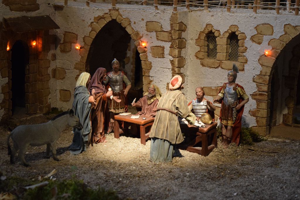 El belén de la catedral amplía su montaje con nuevas escenas y figuras 9 belen-catedral-burgos15.jpg