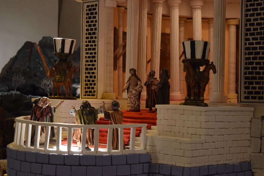 El belén de la catedral amplía su montaje con nuevas escenas y figuras 25 belen-catedral-burgos37.jpg