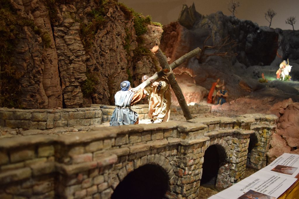 El belén de la catedral amplía su montaje con nuevas escenas y figuras 28 belen-catedral-burgos40.jpg