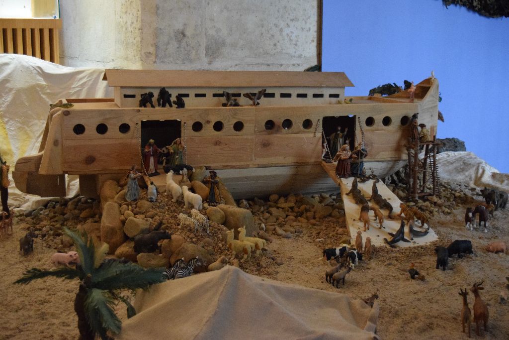 El belén de la catedral amplía su montaje con nuevas escenas y figuras 3 belen-catedral-burgos5.jpg