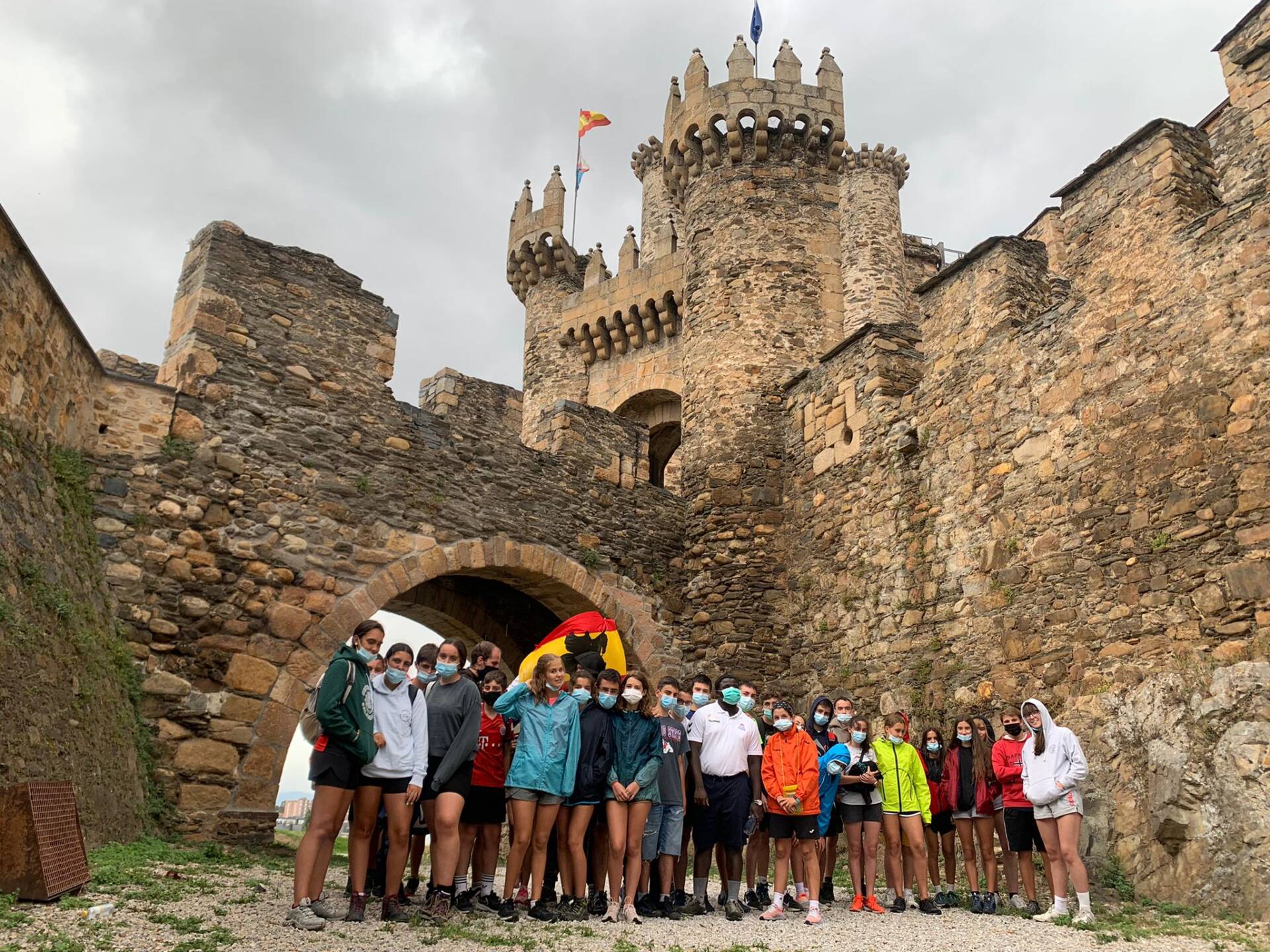 Adolescentes de la diócesis llegan a Galicia con la vista puesta en la Peregrinación de Jóvenes de Santiago 5 camino de santiago