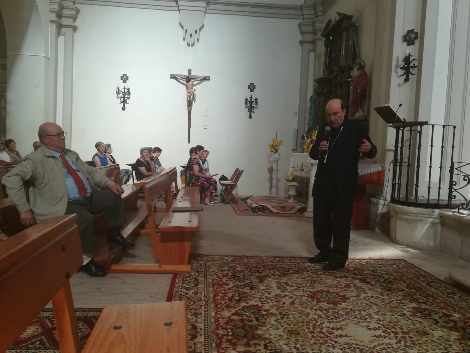 El arzobispo visita la parroquia de Castrillo de la Vega 3 castrillo de la vega 3